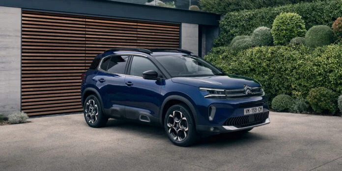 2022 citroen c5 aicross 696x348.jpg